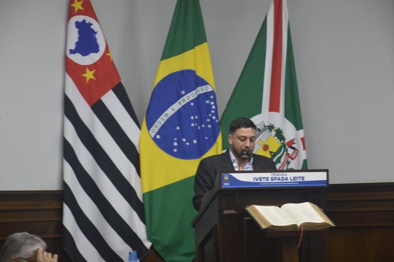 Câmara aprova projeto que institui Julho Neon em Bebedouro